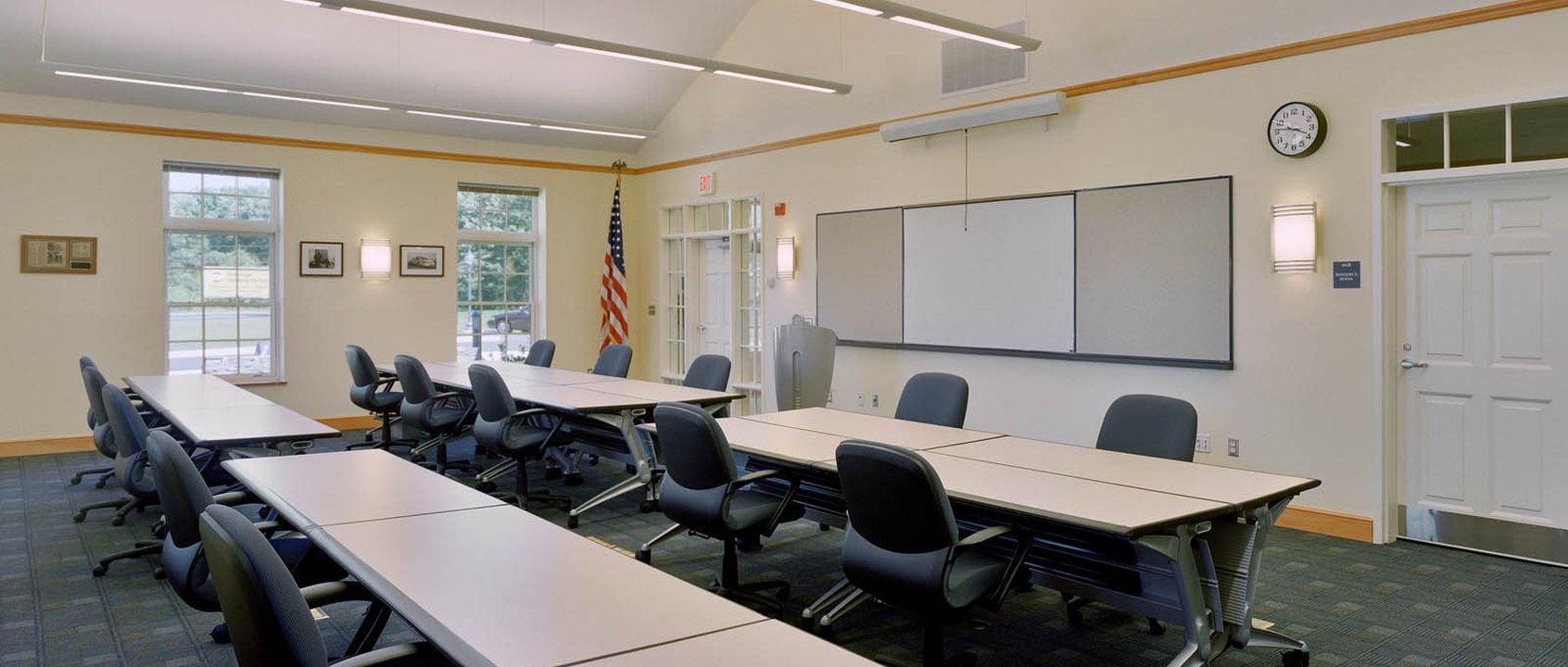 clinton-04-lecture room.jpg