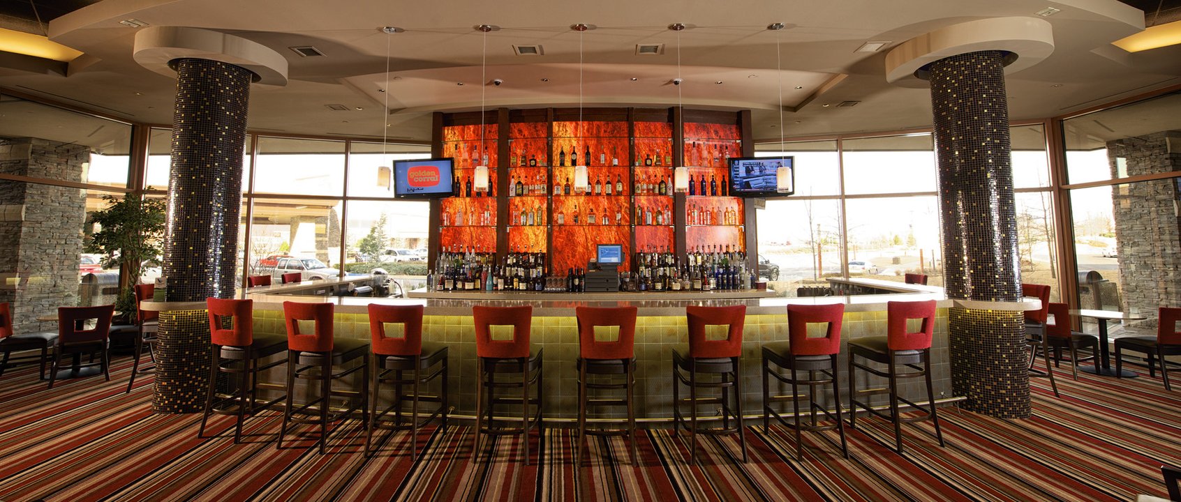 DownstreamCasinoPH2_22_hotel bar.jpg