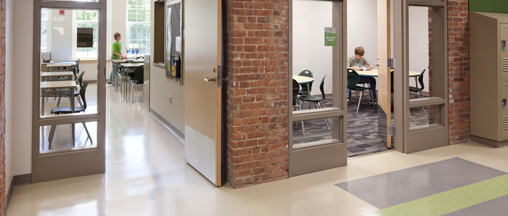 DugganSchool_16_int break out.jpg