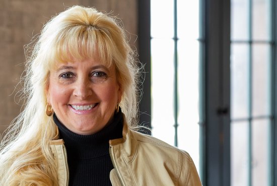 Image of Joanne E. Gravina