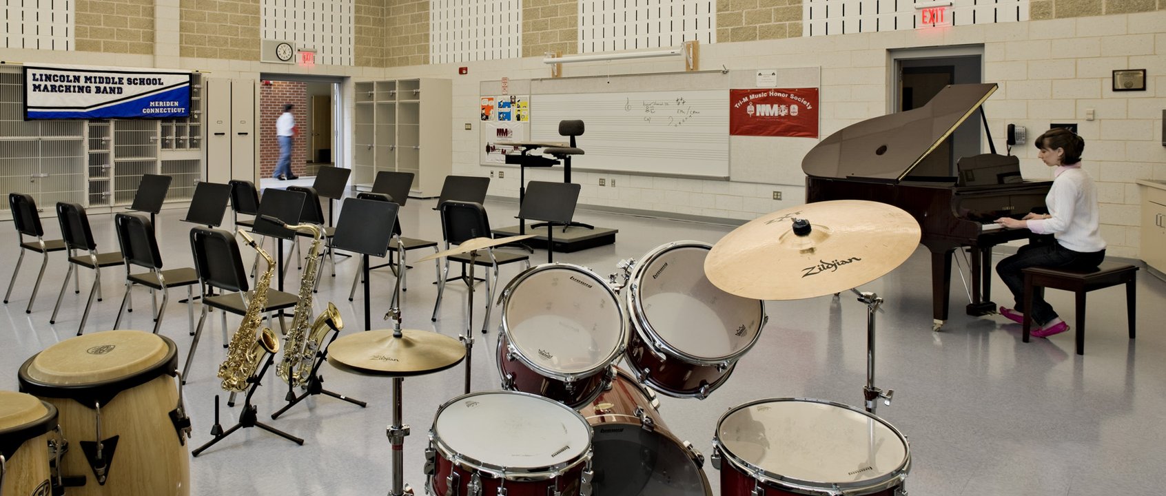 JCJ_LincolnMiddle_03_IntMusicRoom.jpg