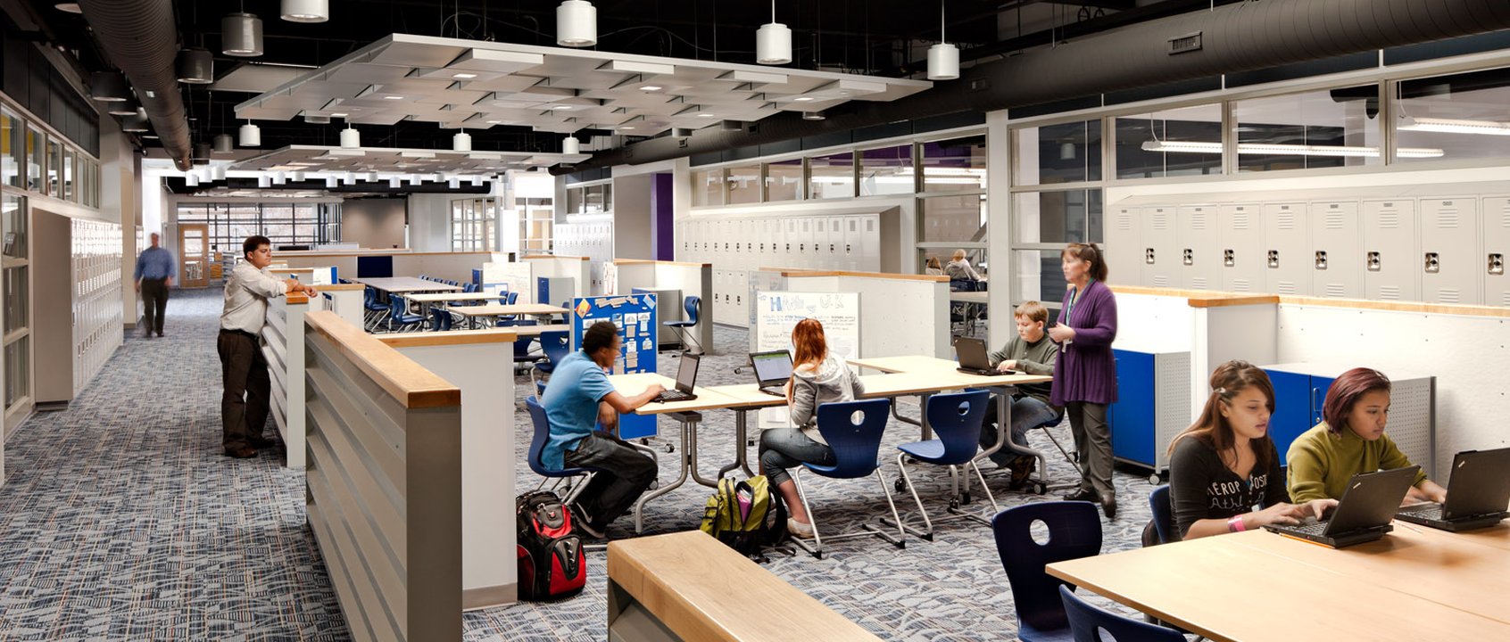 MarineMagnet_03_int group instr.jpg