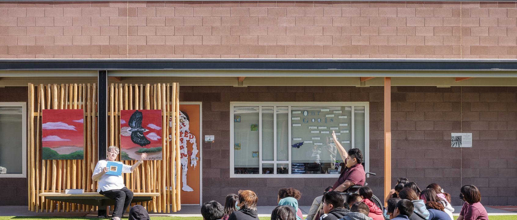 Casa Blanca Community School